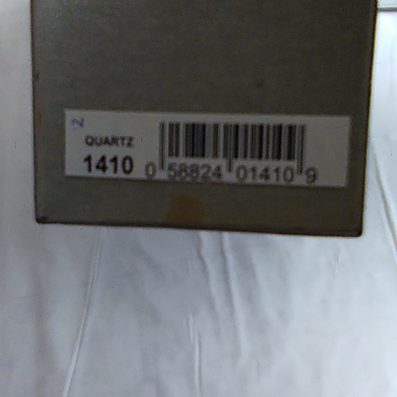 Ladies Gold Plated Cardinal, Stainless Steel back watch - Picture 5 of 10